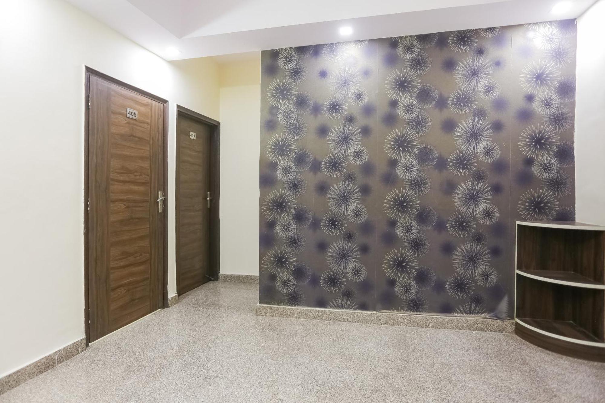 Hotel O Green High New Delhi Luaran gambar