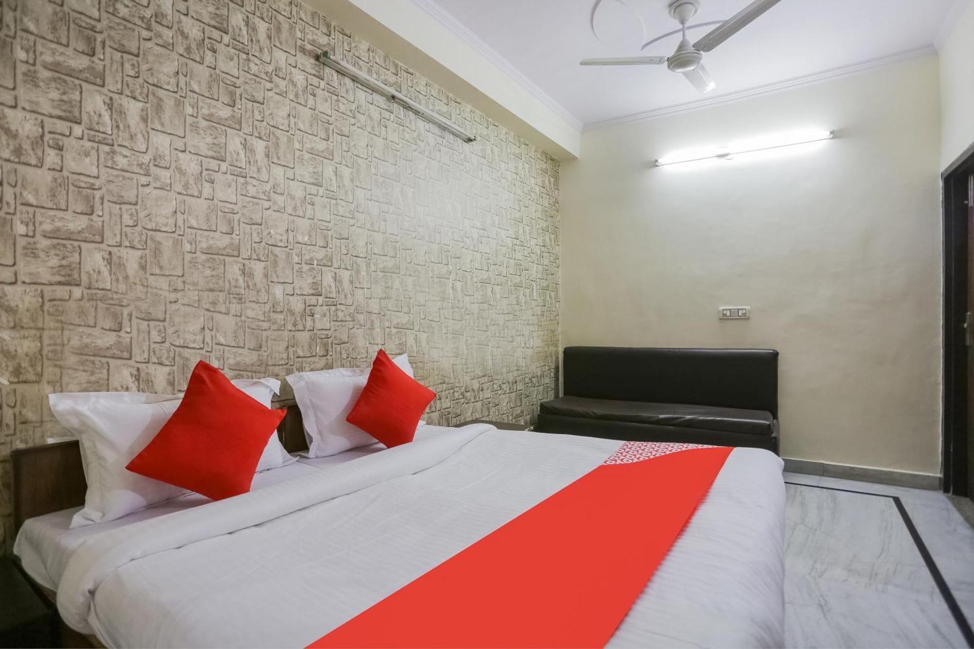 Hotel O Green High New Delhi Luaran gambar